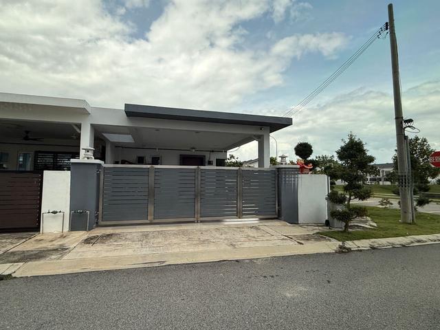 Terraced House for sale in Sendayan Village, Negeri Sembilan