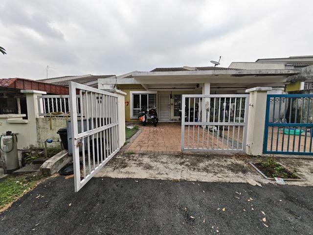 Terraced House for sale in Tanjong Sepat, Selangor