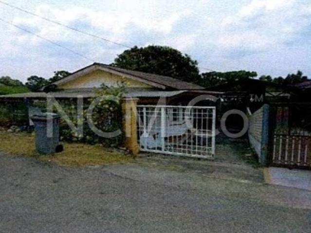 Residential House for sale in Malaka