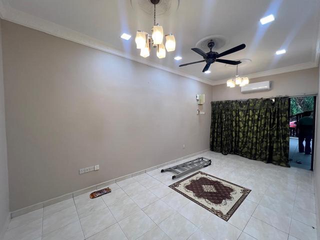 Terraced House for rent in Alam Impian, Selangor