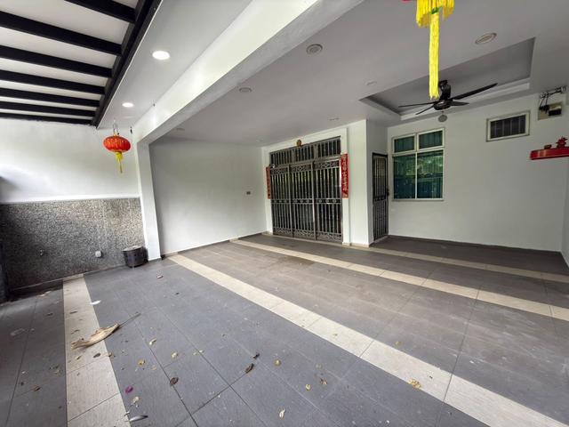 Terraced House for sale in Ulu Tiram, Johor
