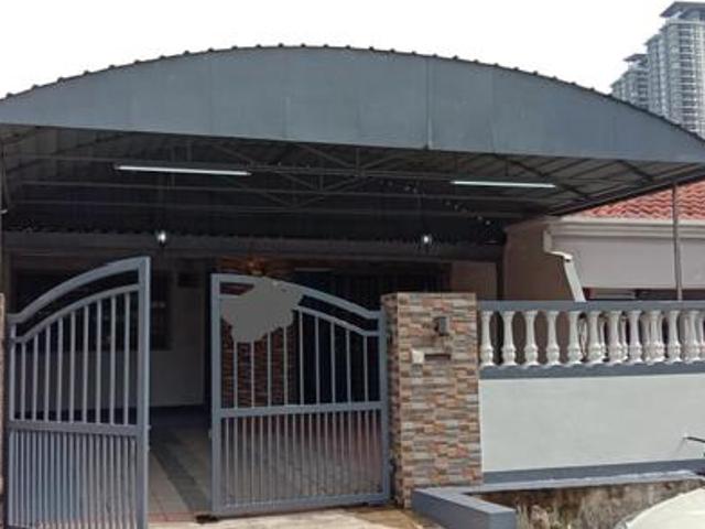 Terraced House for rent in Country Heights Damansara, Kuala Lumpur