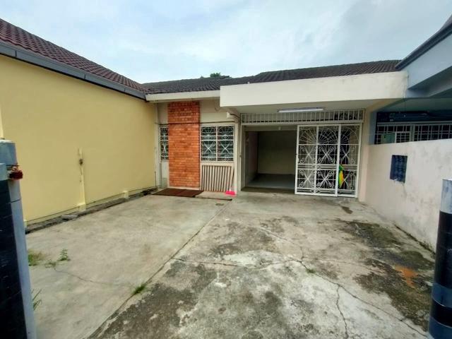 Terraced House for sale in Petaling, Subang Jaya