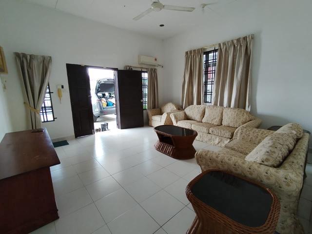 Bungalow for rent in Sendayan Village, Negeri Sembilan