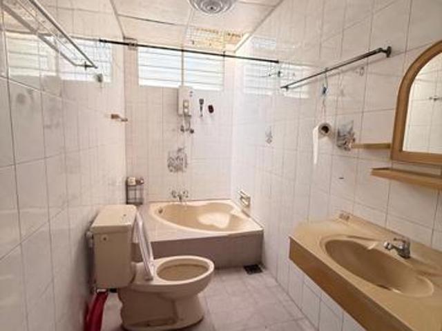 Residential House for sale in Mukim 13, Georgetown
