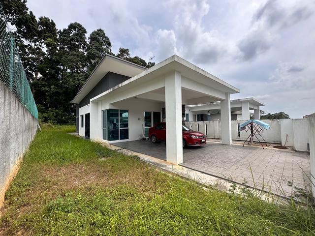 Residential House for sale in Tanjong Sepat, Selangor