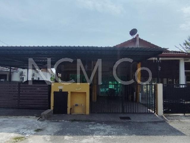 Residential House for sale in Kuala Selangor, Selangor