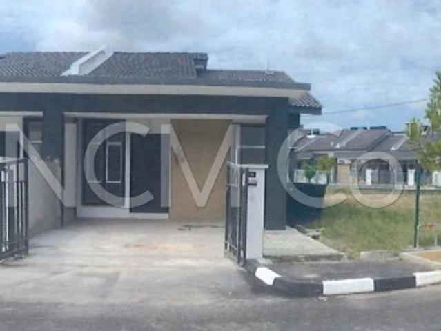 Residential House for sale in Kuala Kedah, Kedah