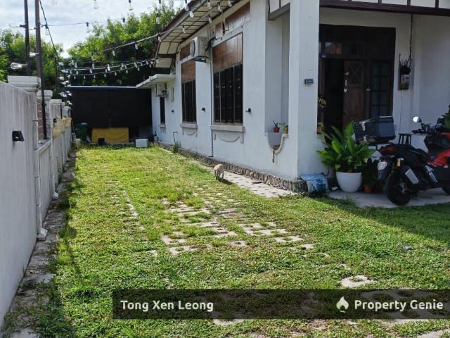 Residential House for rent in Malaka