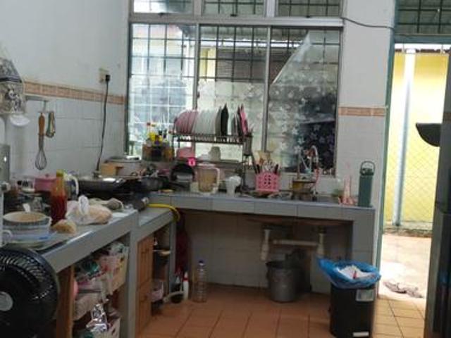 Residential House for sale in Tanjong Sepat, Selangor
