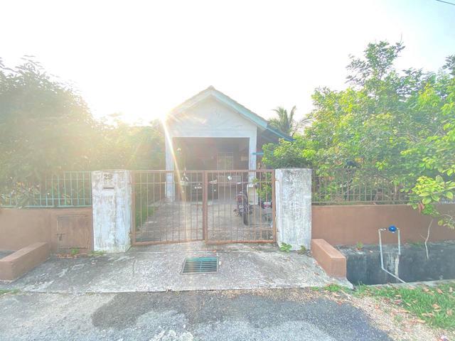 Residential House for sale in Tanjong Sepat, Selangor