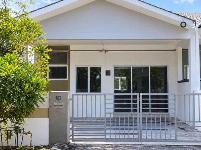 Terraced House for sale in Sitiawan, Manjung