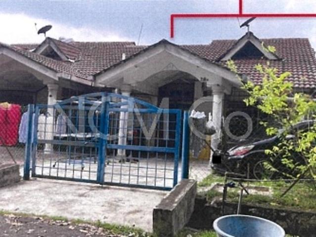 Terraced House for sale in Kuala Selangor, Selangor