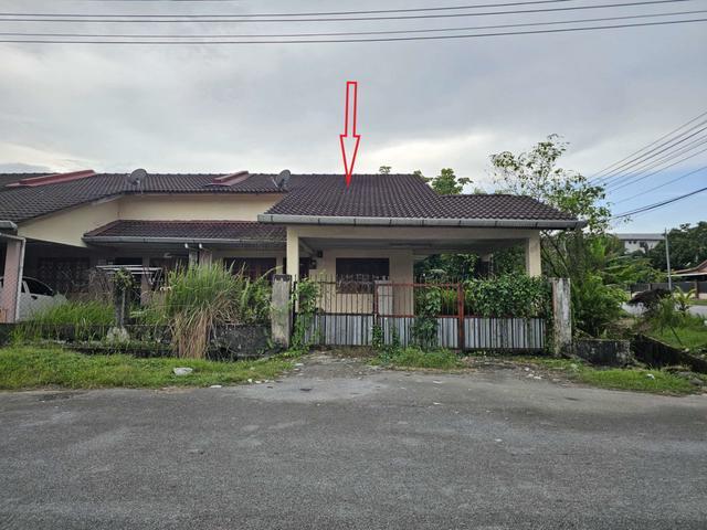Terraced House for sale in Samarahan, Kota Samarahan