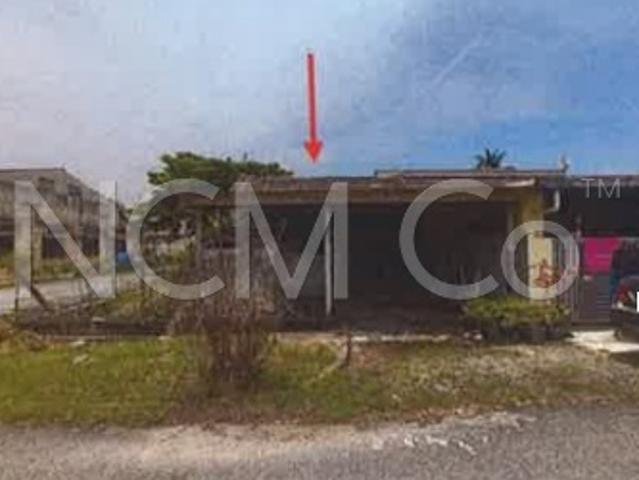 Terraced House for sale in Kuala Selangor, Selangor
