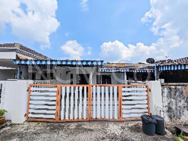 Terraced House for sale in Kuala Selangor, Selangor