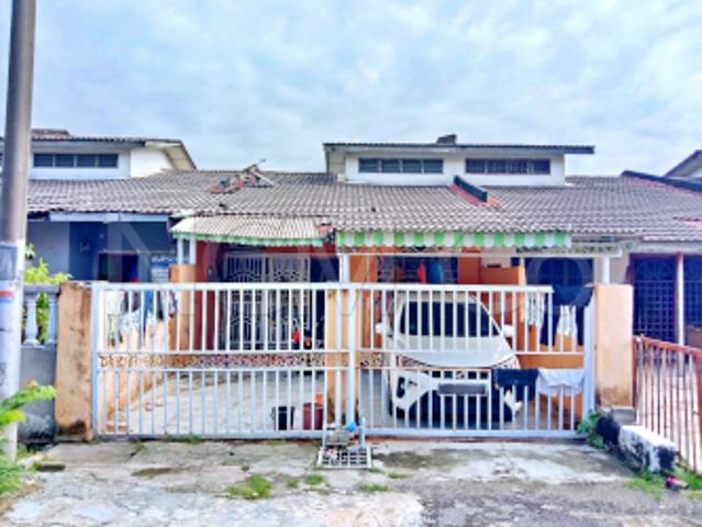 Terraced House for sale in Kuala Selangor, Selangor
