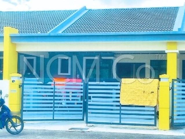 Terraced House for sale in Malaka