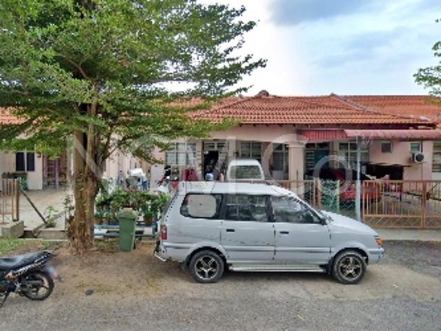 Terraced House for sale in Malaka