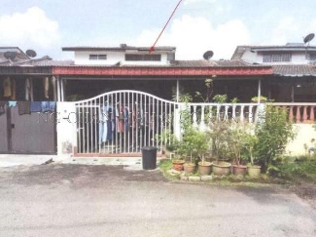 Terraced House for sale in Kuala Selangor, Selangor