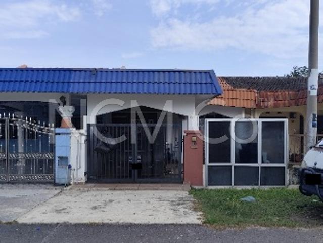 Terraced House for sale in Kuala Selangor, Selangor