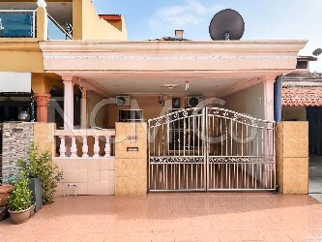 Terraced House for sale in Kuala Selangor, Selangor
