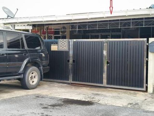 Terraced House for sale in Kuching