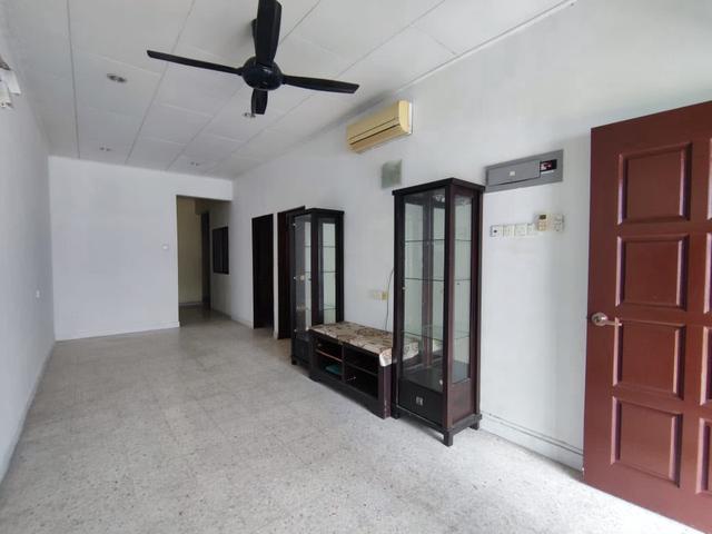 Terraced House for rent in Georgetown, Penang