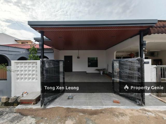 Terraced House for sale in Ujong Pasir, Malaka