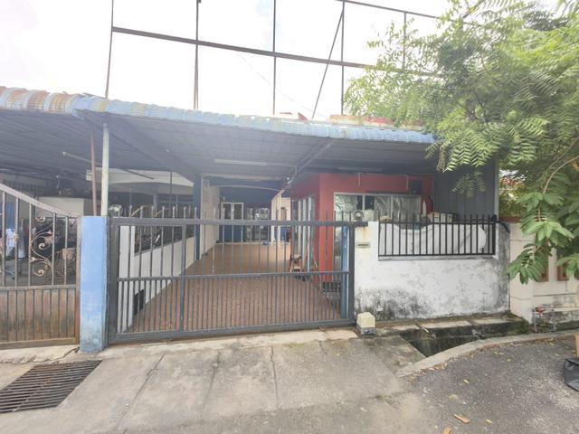 Terraced House for rent in Georgetown, Penang