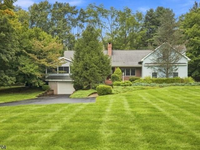 House for sale in Layton, New Jersey