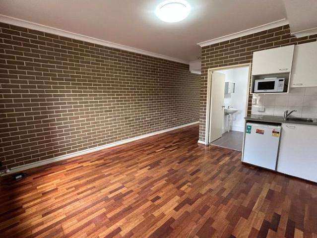 Granny Flat for rent in Sydney, New South Wales