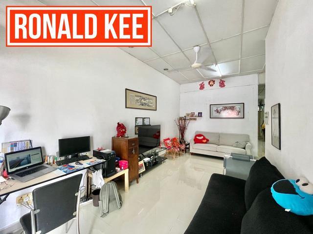 Terraced House for sale in Georgetown, Penang