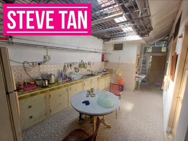 Terraced House for sale in Timur Laut, George Town