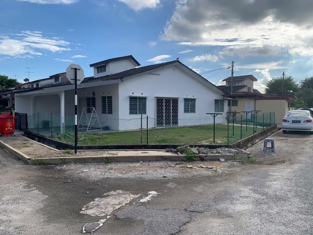 Terraced House for sale in Wellesley, Penang