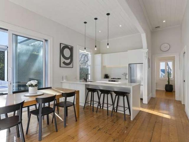 House for sale in Auckland, Oroua County