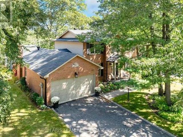 House for sale in Barrie, Central Ontario