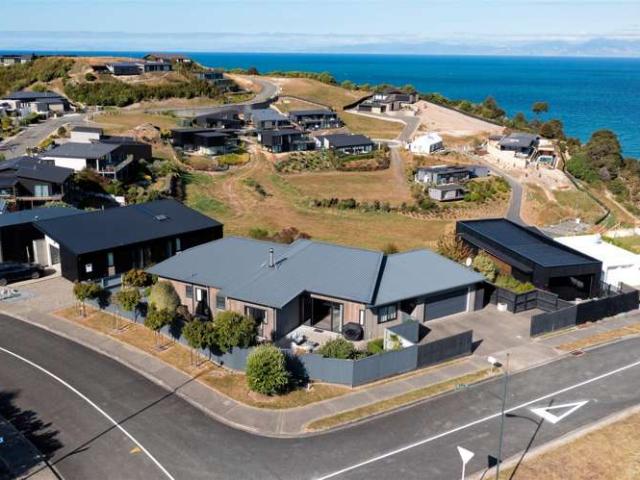House for sale in Cable Bay, Nelson Bays