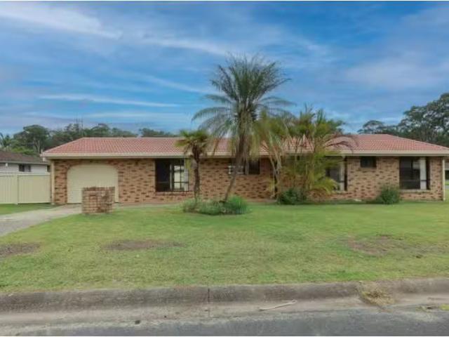 House for rent in Boambee East, Coffs Harbour City Council