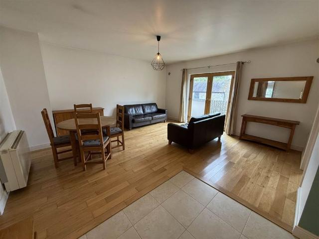 Apartment to rent in Brideswell, Connacht