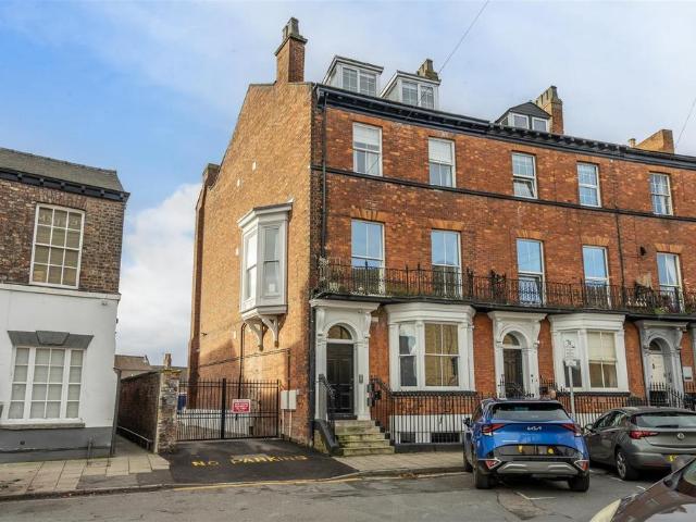 House for rent in Scarcroft, York