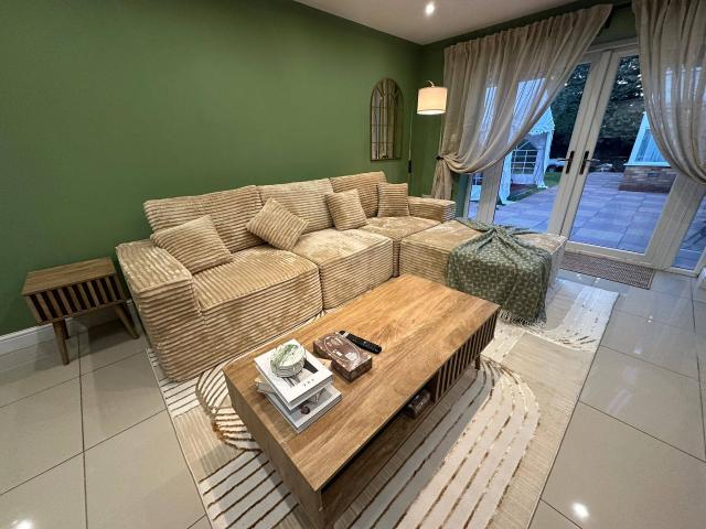 Apartment for rent in Banners Gate, Birmingham