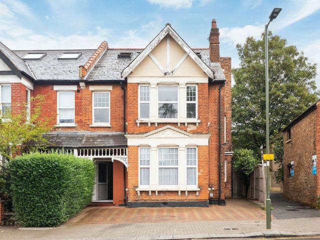 Studio for rent in Church End, Greater London
