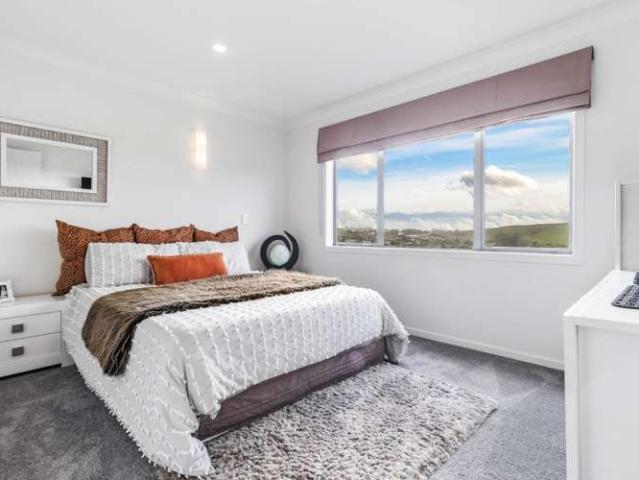 House for sale in Waimauku