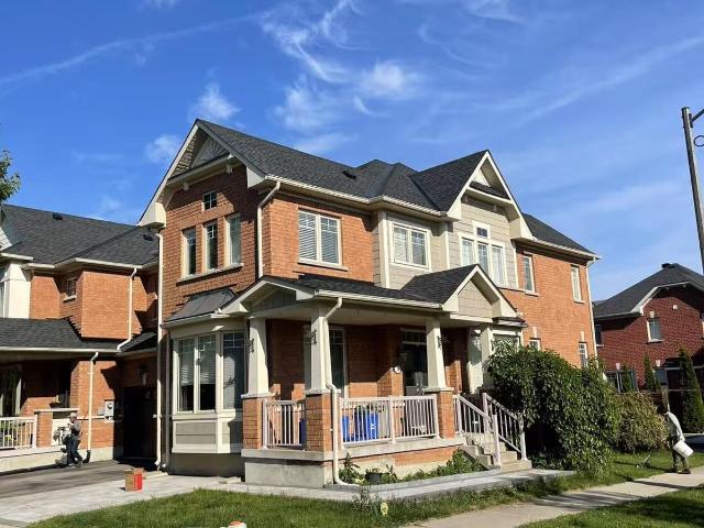Townhouse for sale in Woburn, Ontario