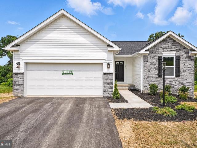 House for sale in Kearneysville, West Virginia