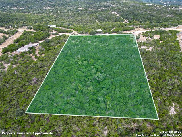 Land for sale in Pipe Creek, Texas