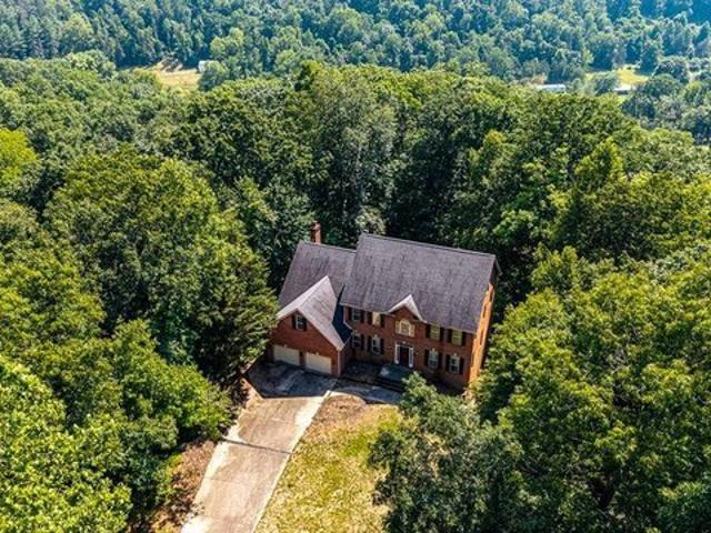 House for sale in Scott Depot, West Virginia
