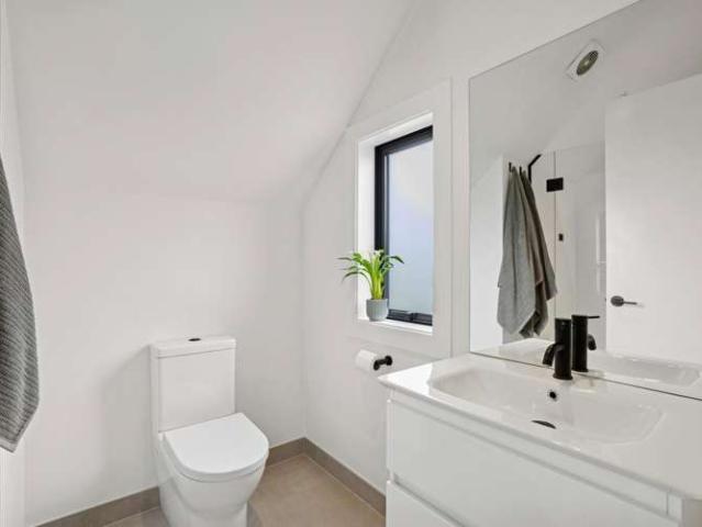 House for sale in Otakou