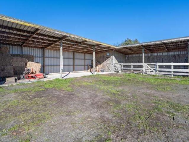 Property for sale in Clevedon